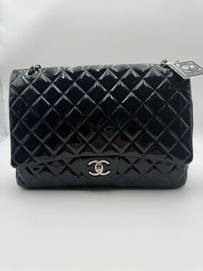 Chanel Quilted Patent Leather Jumbo Double Flap Bag - Navy Blue